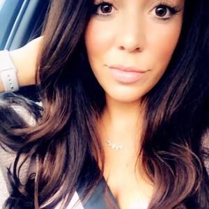 Meet your Posher, Janelle